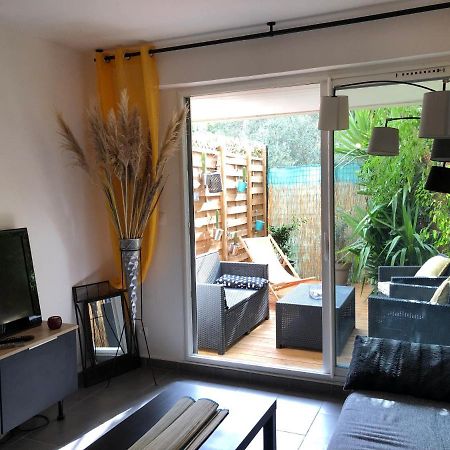Agreable T2 Traversant Rdc Avec Terrasse + Balcon+ Parking 2 Places Montpellier Bagian luar foto