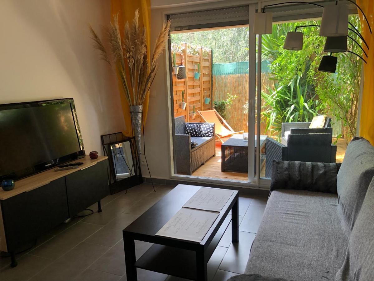 Agreable T2 Traversant Rdc Avec Terrasse + Balcon+ Parking 2 Places Montpellier Bagian luar foto