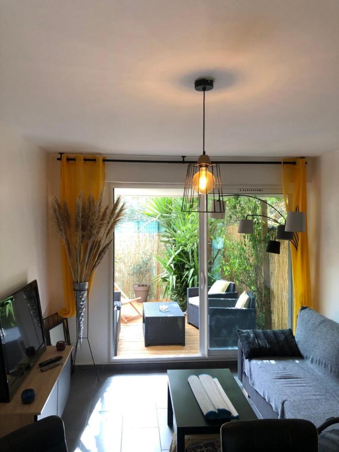Agreable T2 Traversant Rdc Avec Terrasse + Balcon+ Parking 2 Places Montpellier Bagian luar foto